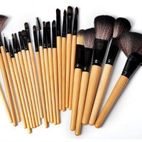 Set de 24 Pinceaux de Maquillage Professionnels avec Étui Cadeau